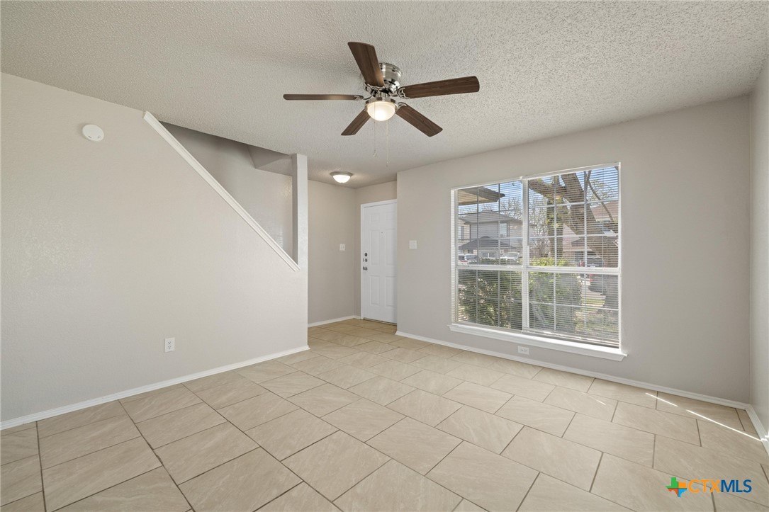 2307 Tracey Ann Lane Property Photo 8