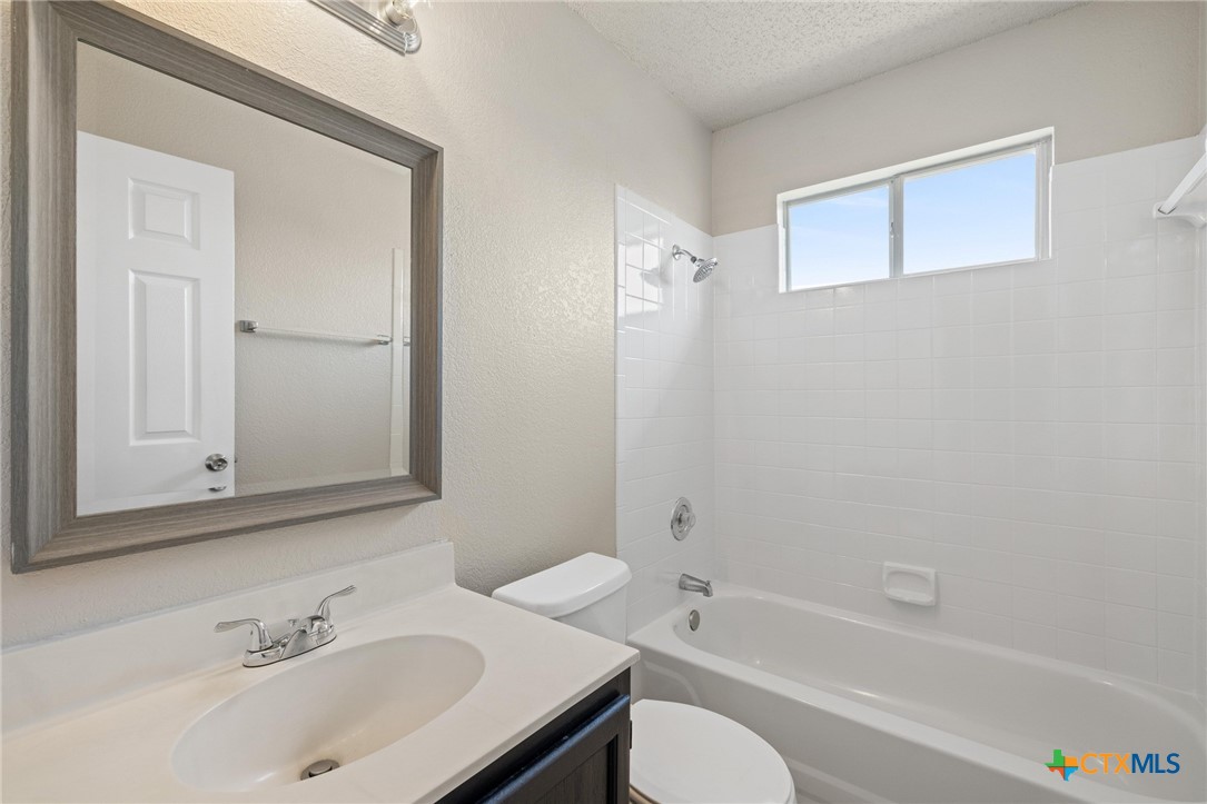 2307 Tracey Ann Lane Property Photo 19