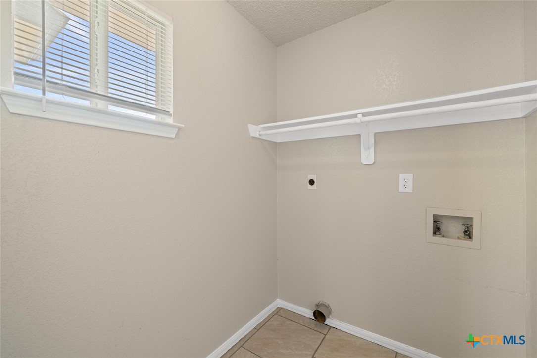 2307 Tracey Ann Lane Property Photo 20