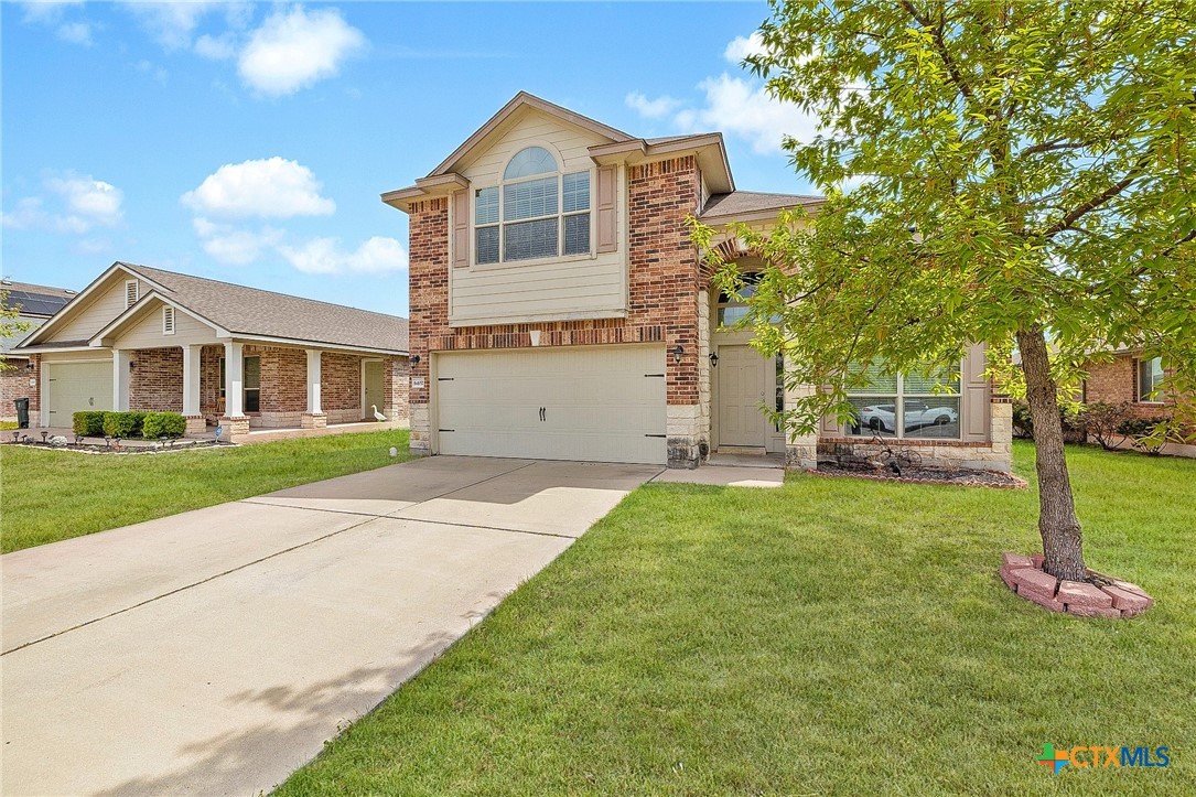 6402 Clear Brook Drive Property Photo 3