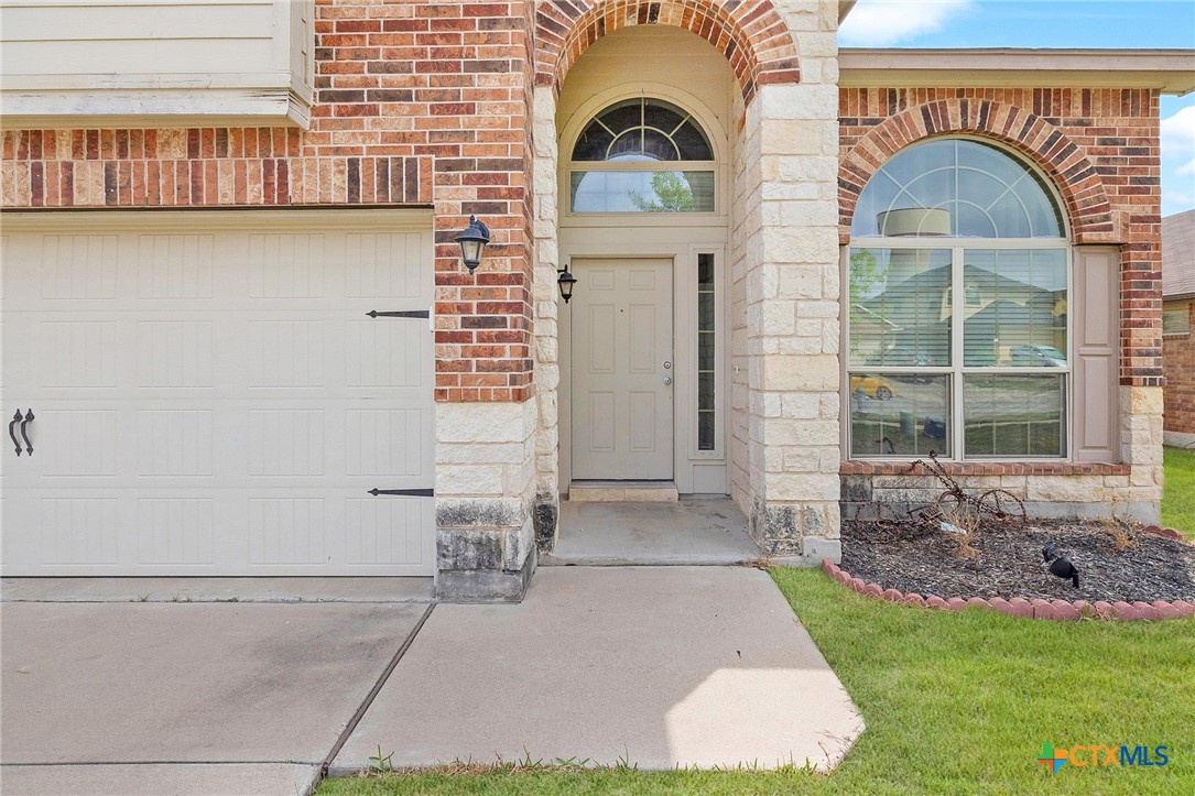 6402 Clear Brook Drive Property Photo 5