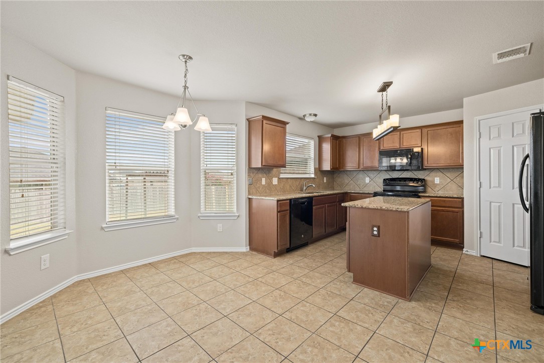 6402 Clear Brook Drive Property Photo 9