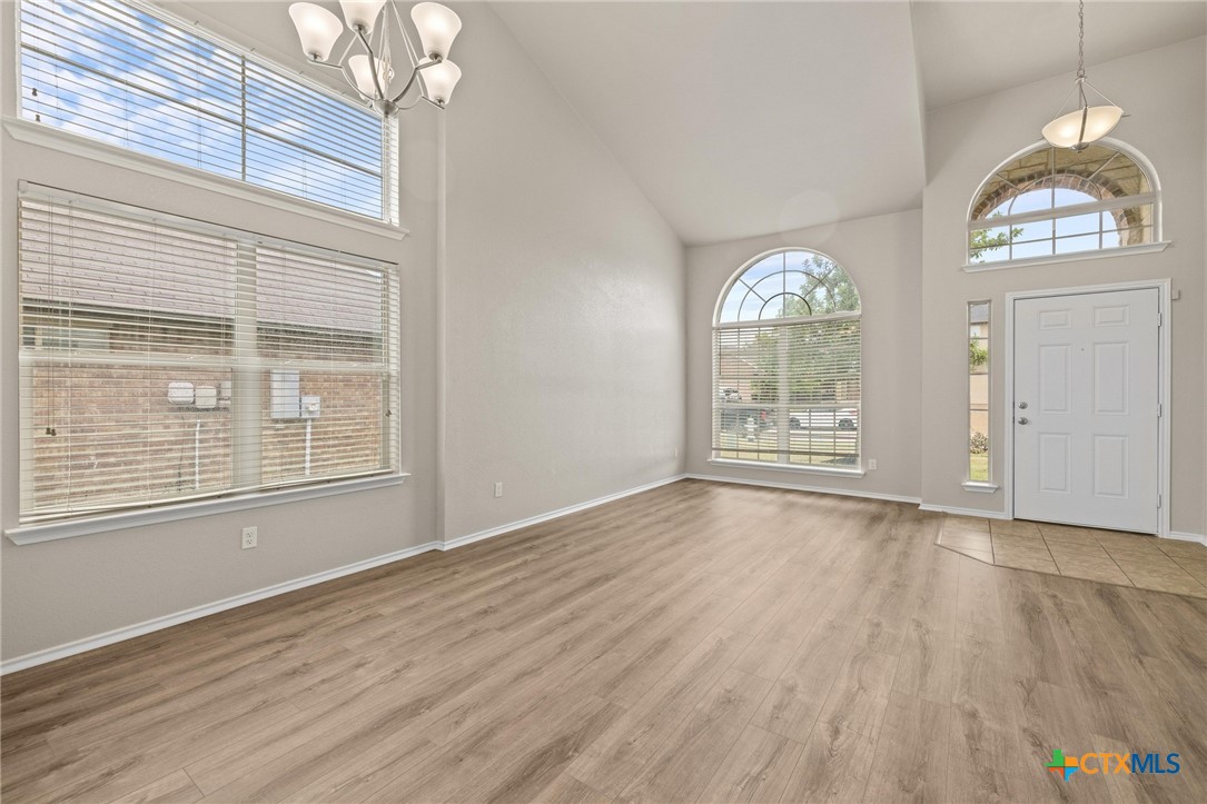 6402 Clear Brook Drive Property Photo 13
