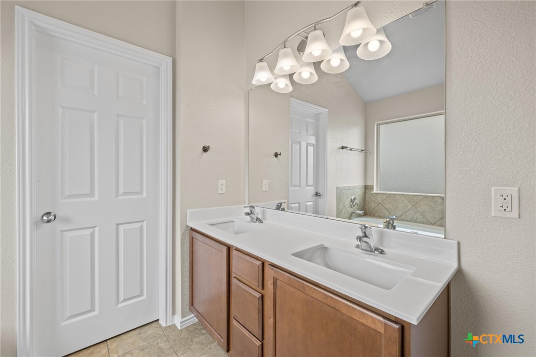 6402 Clear Brook Drive Property Photo 18