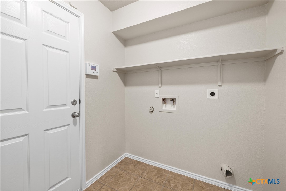 6402 Clear Brook Drive Property Photo 25