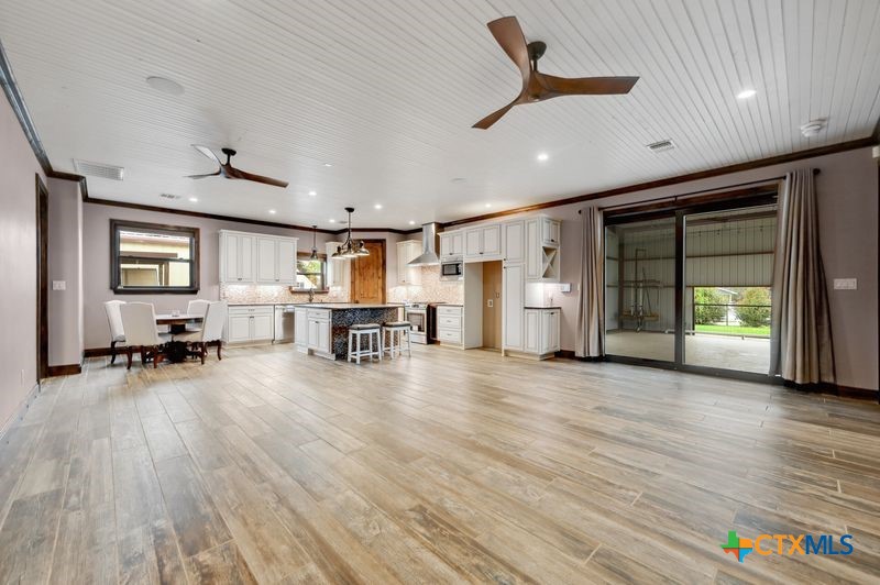 2147 Blue Ridge Drive Property Photo 8
