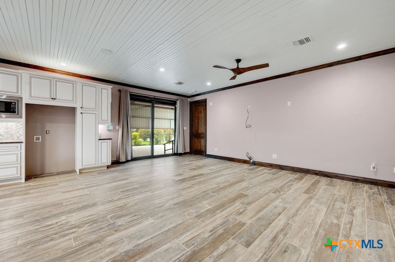 2147 Blue Ridge Drive Property Photo 9