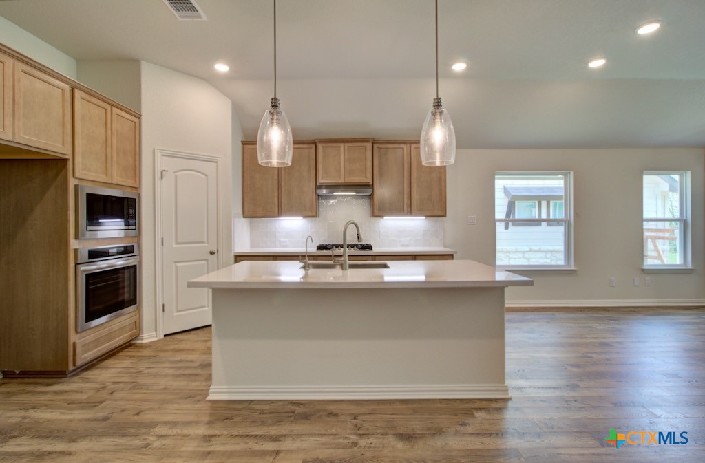 11910 Lofted Bloom Property Photo 10