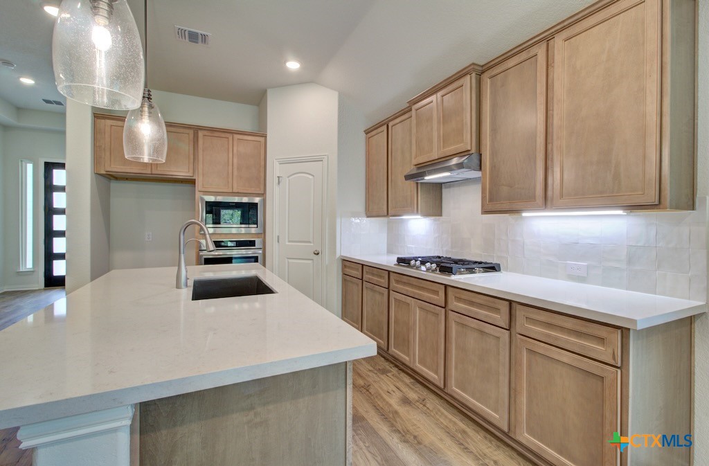 11910 Lofted Bloom Property Photo 12