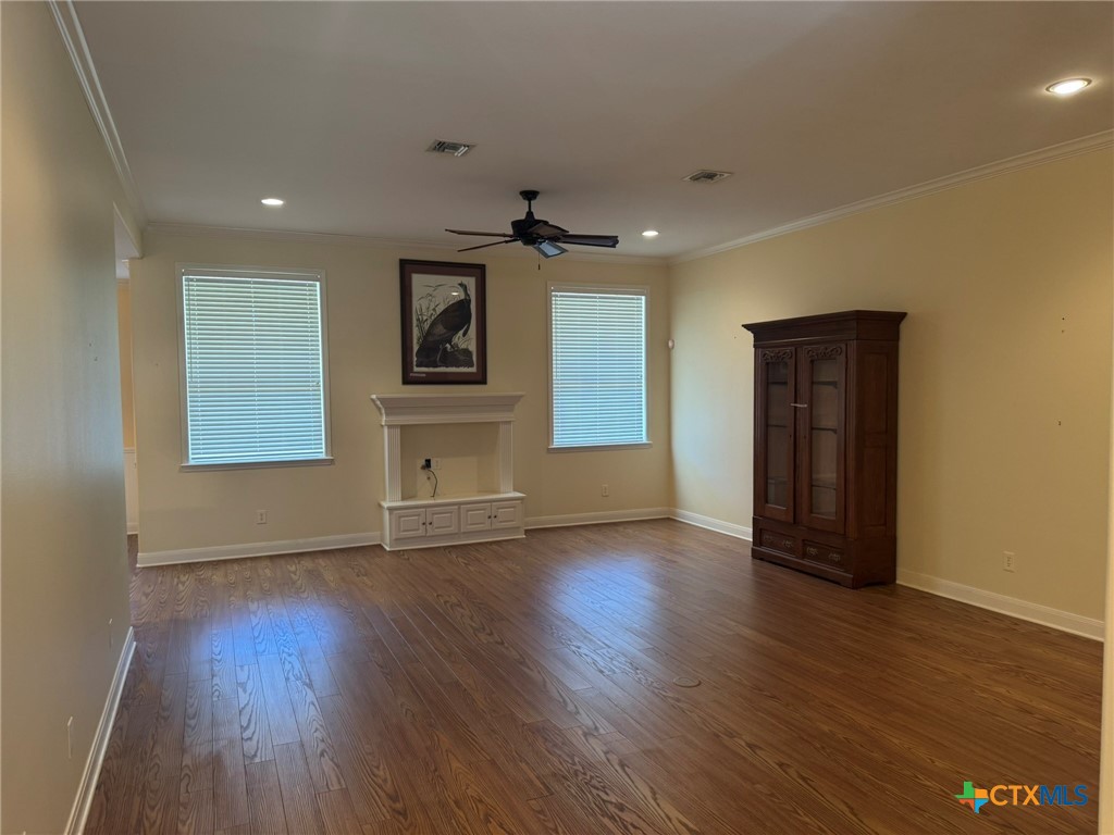 105 Laurel Oak Circle Property Photo 4
