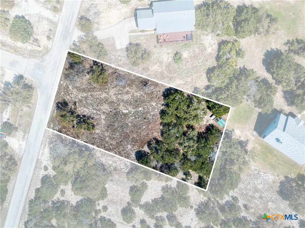 313 La Paloma Drive Property Photo 8
