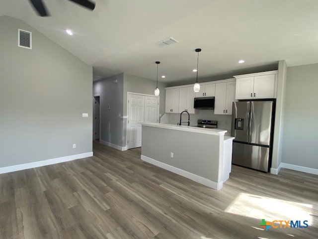 608 N Cedar Avenue Property Photo 20