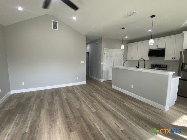 608 N Cedar Avenue Property Photo 21