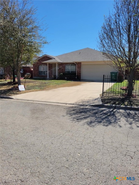 204 Lottie Lane Property Photo 1