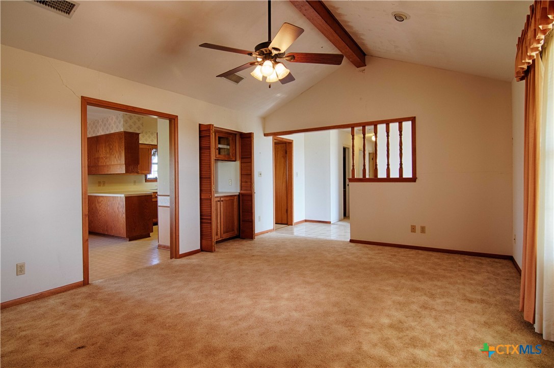 11552 Fm 1383 Property Photo 5