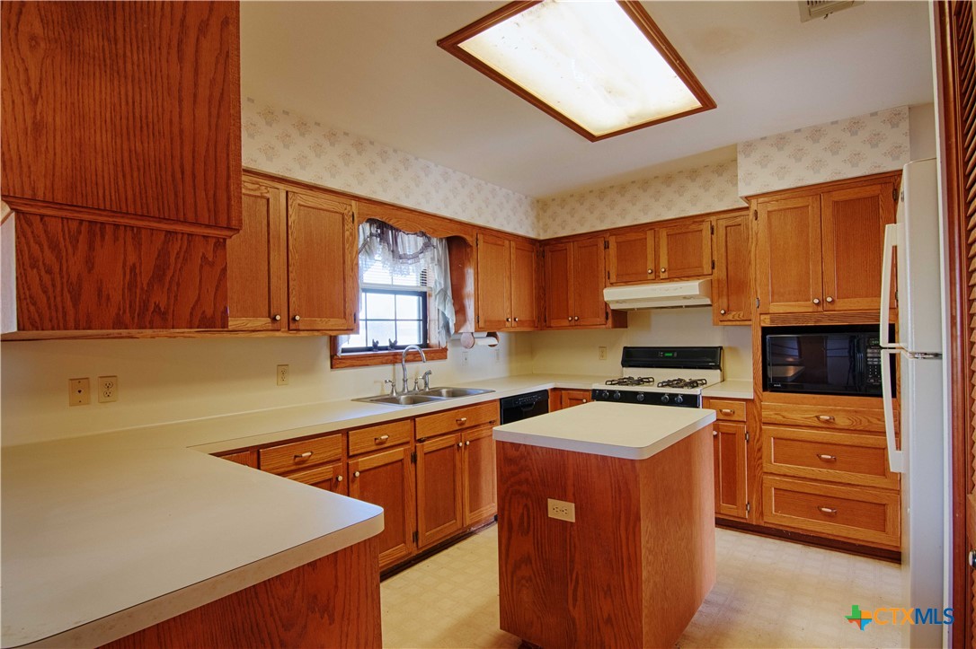 11552 Fm 1383 Property Photo 9