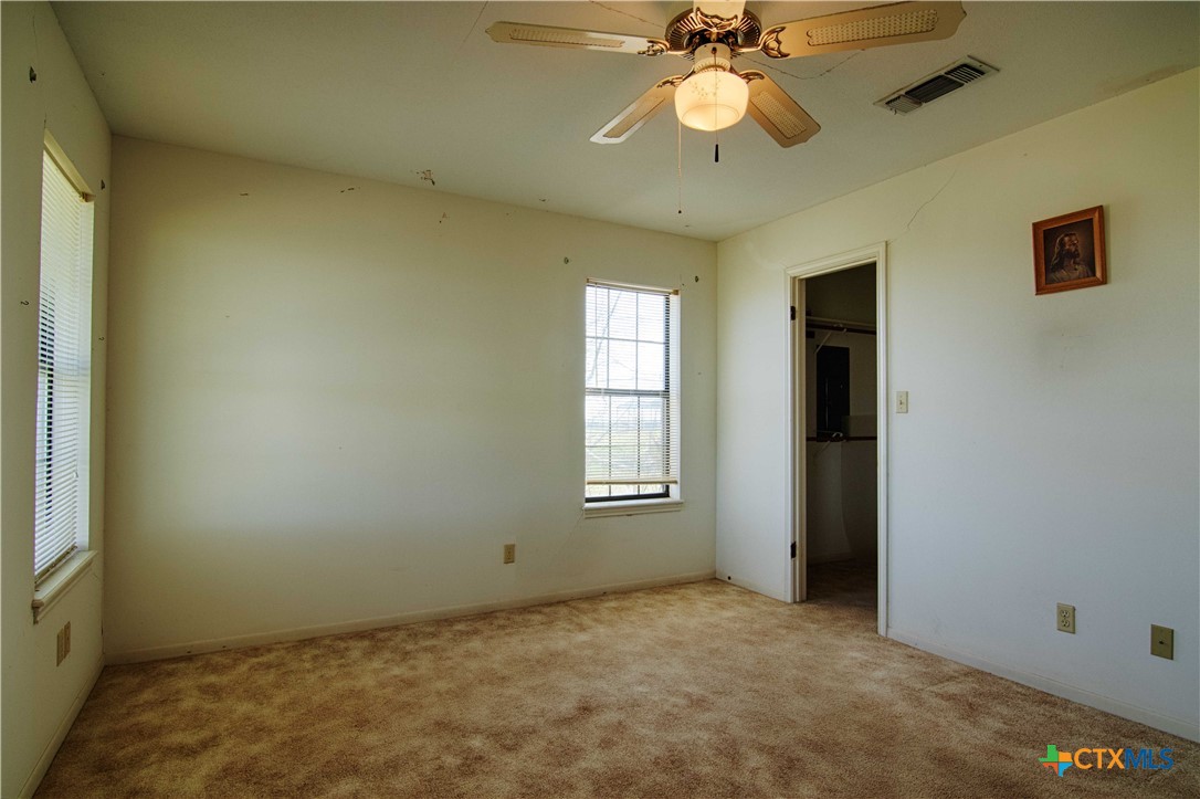 11552 Fm 1383 Property Photo 14