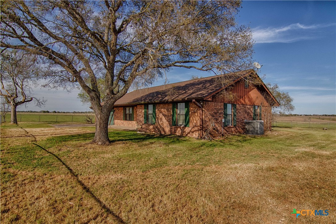 11552 Fm 1383 Property Photo 24