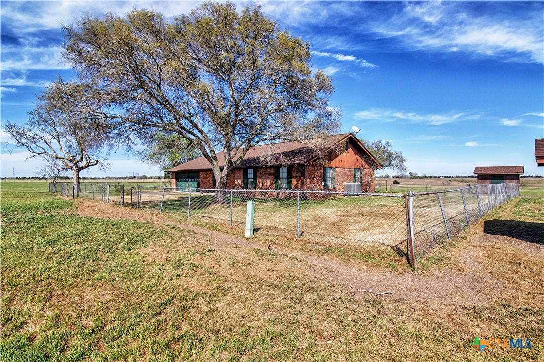 11552 Fm 1383 Property Photo 26