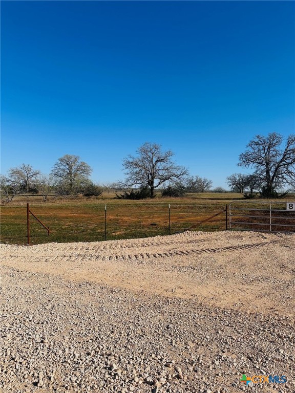 716 Main Loop Road Property Photo 2