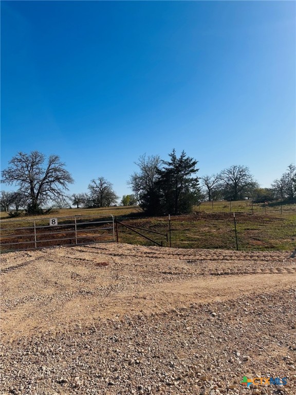 716 Main Loop Road Property Photo 3