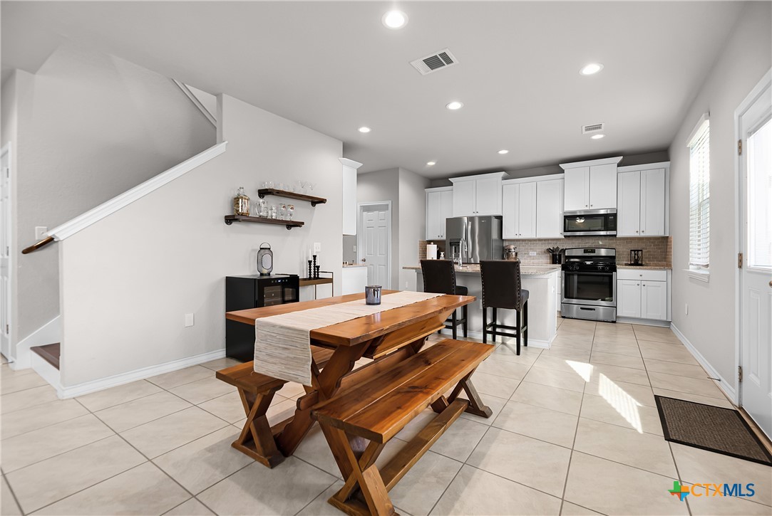 3943 Legend Rock Property Photo 10
