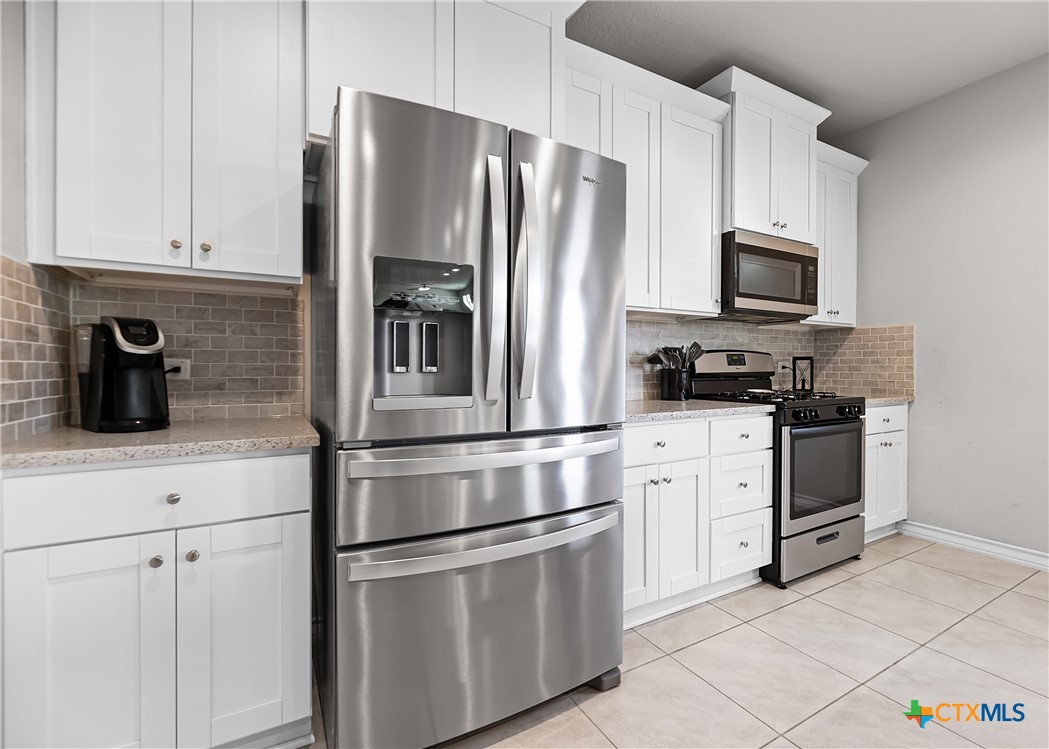 3943 Legend Rock Property Photo 12