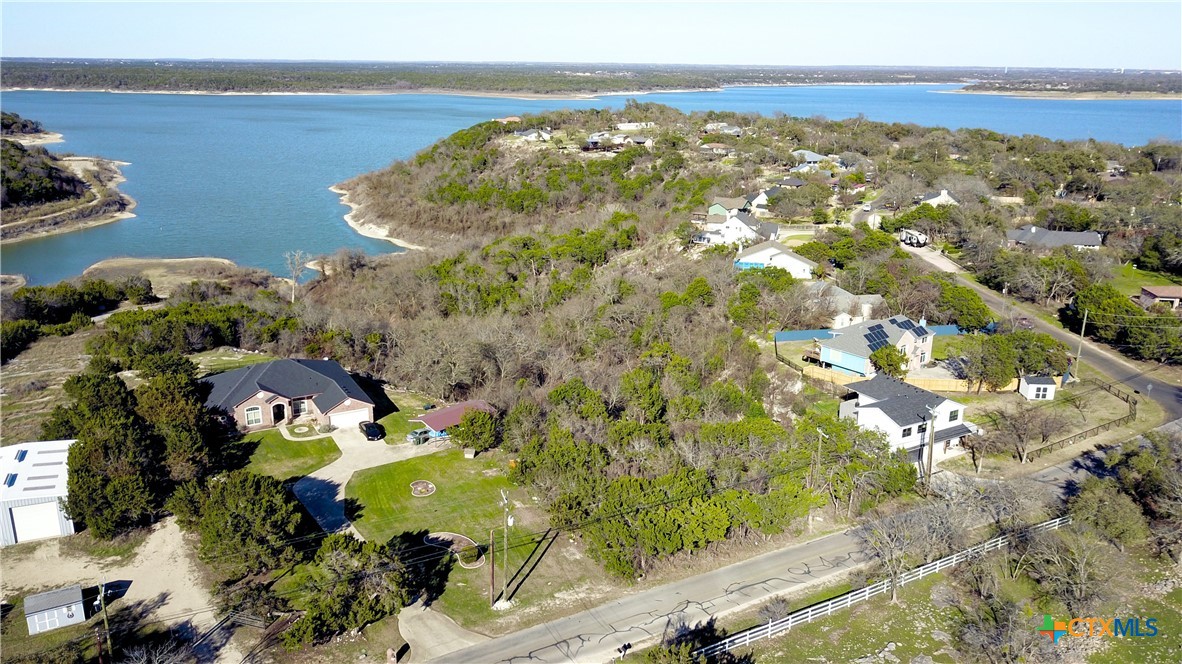 5091 Denmans Loop Property Photo 2
