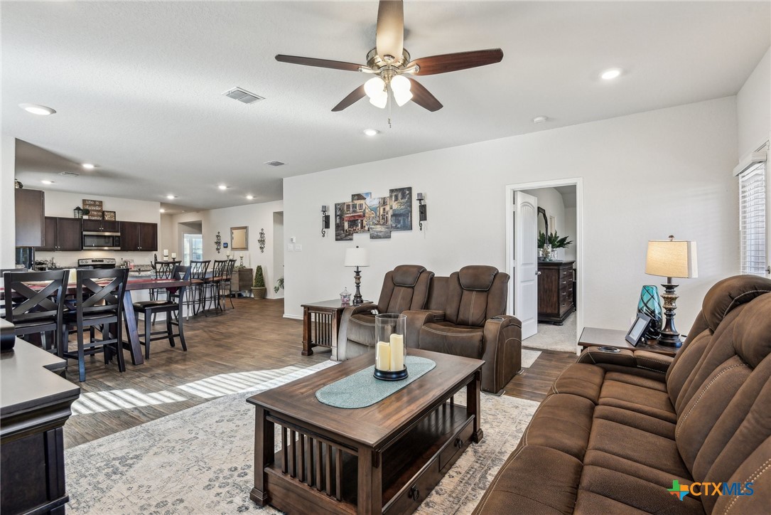759 Ocelot Court Property Photo 8