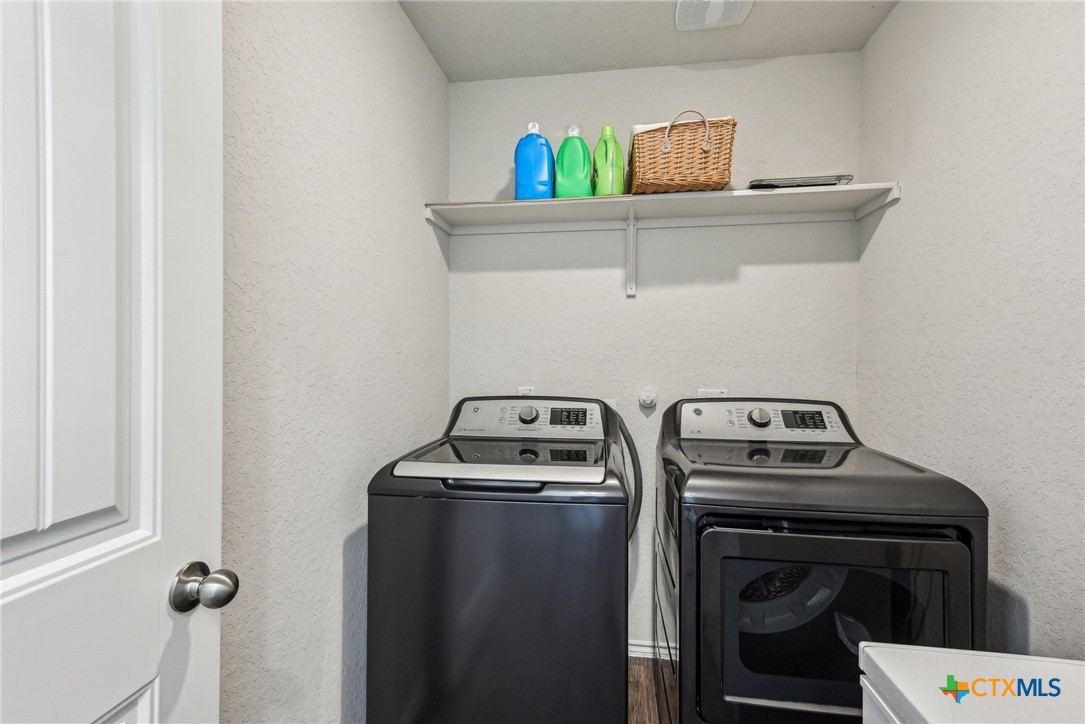 759 Ocelot Court Property Photo 18