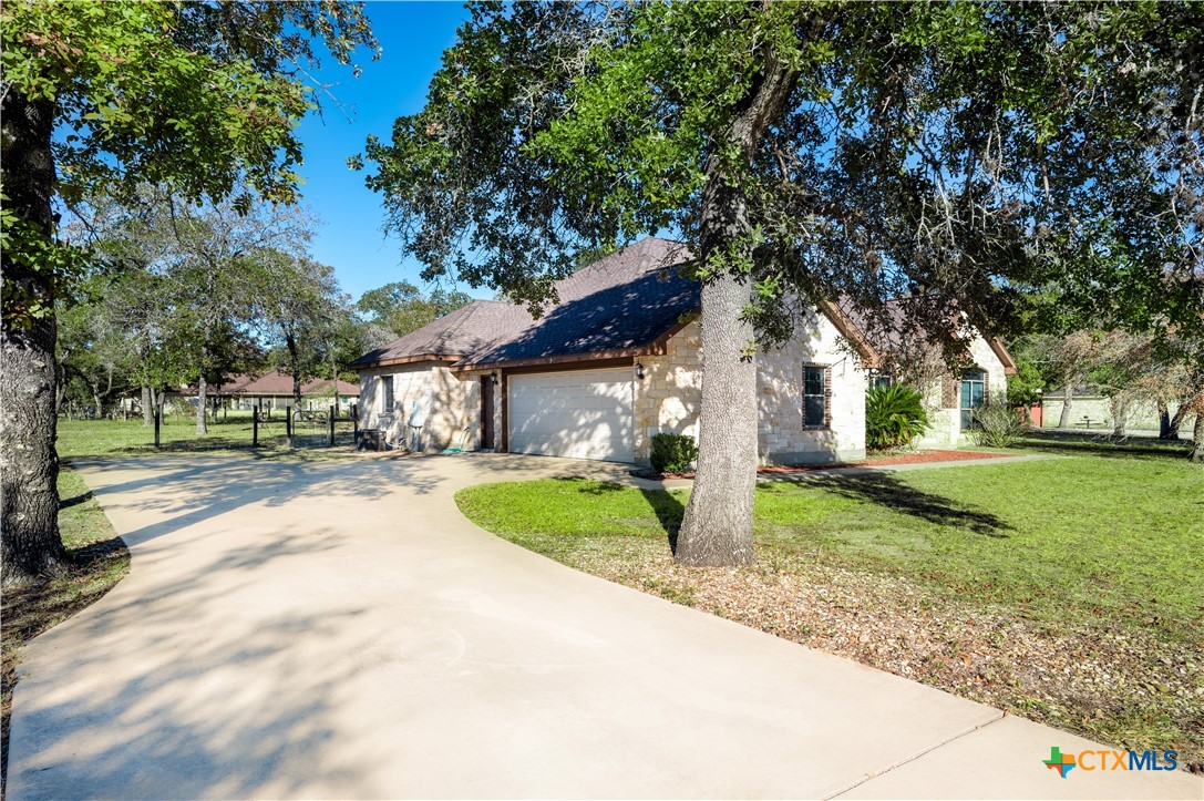 455 Rose Blossom Loop Property Photo 4