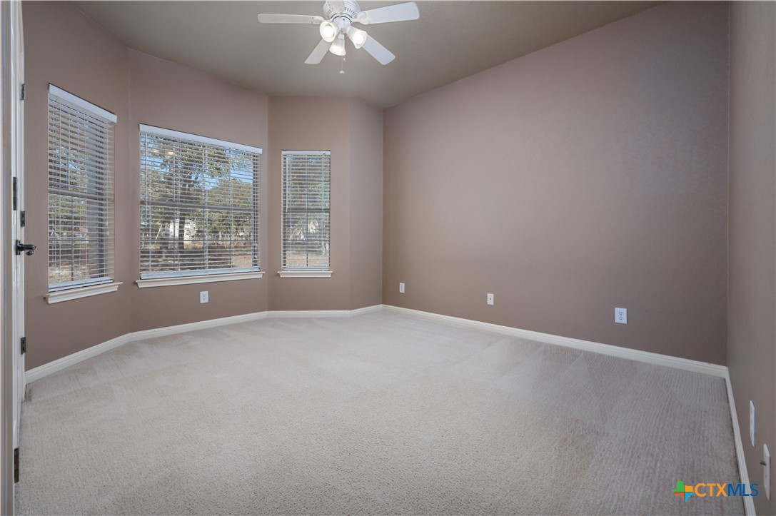 455 Rose Blossom Loop Property Photo 13