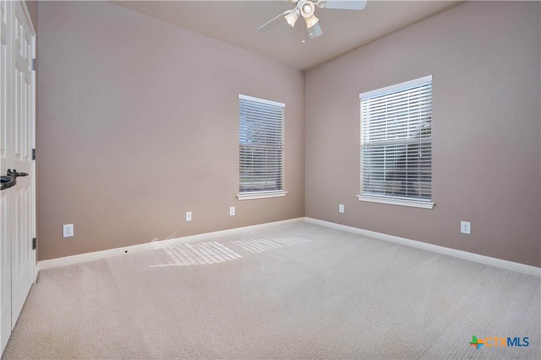 455 Rose Blossom Loop Property Photo 15