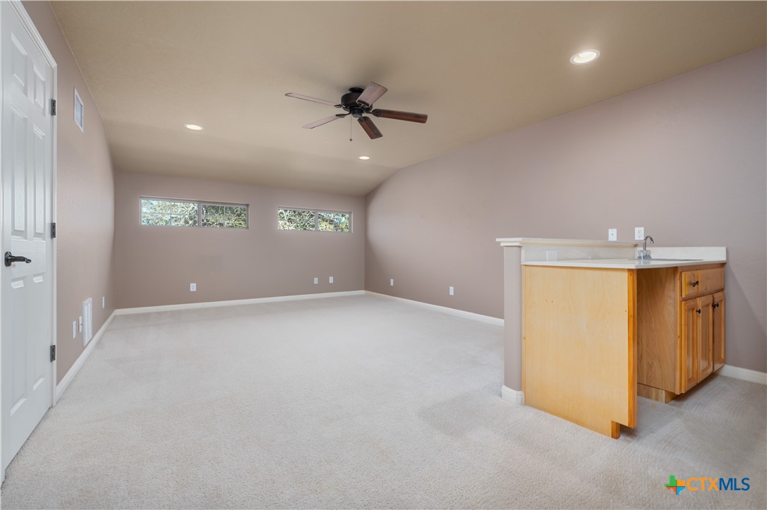 455 Rose Blossom Loop Property Photo 20
