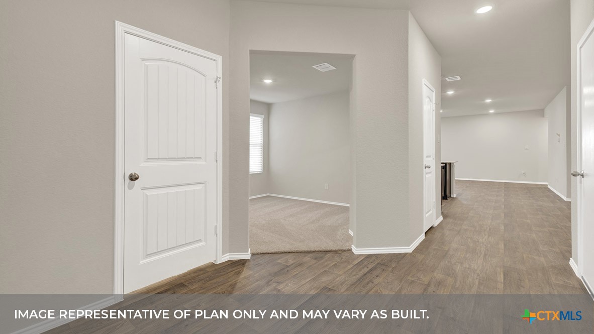 501 Hodges Street Property Photo 6
