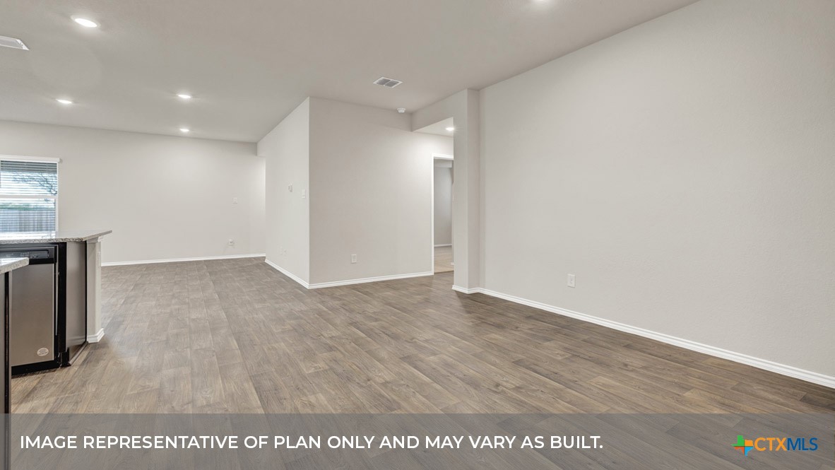 501 Hodges Street Property Photo 8