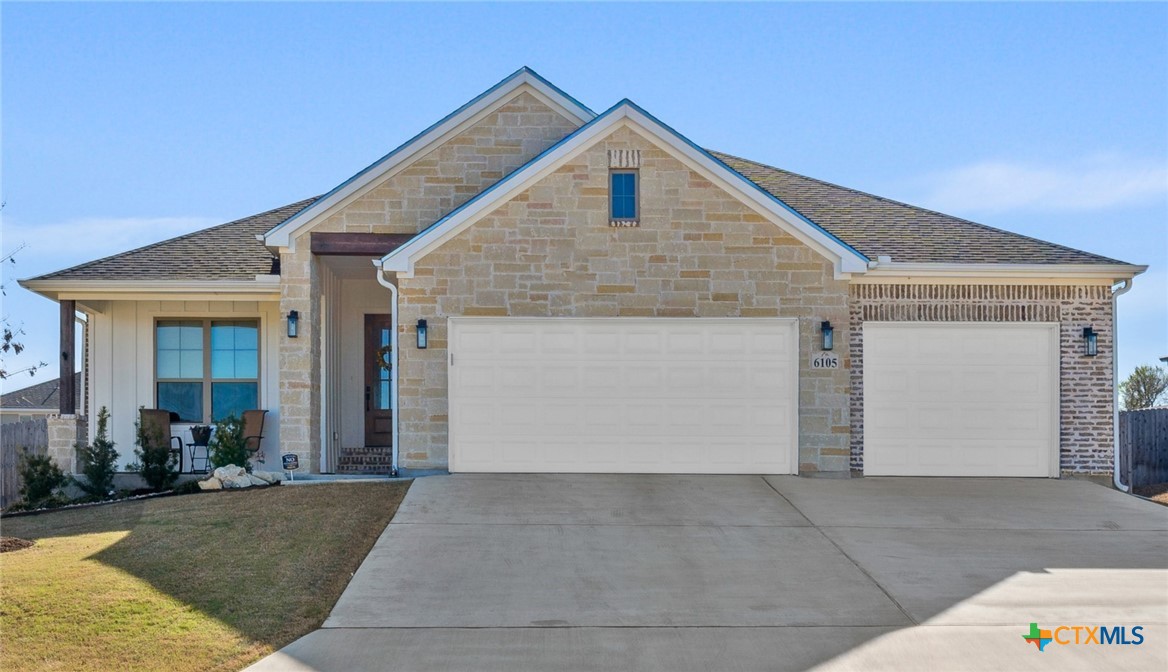 6105 Parma Lane Property Photo 1