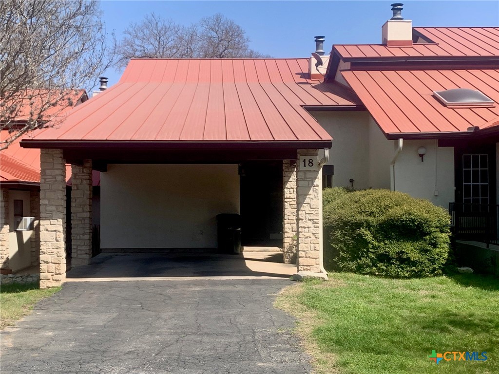 195 Gallagher Drive 18 Property Photo 1