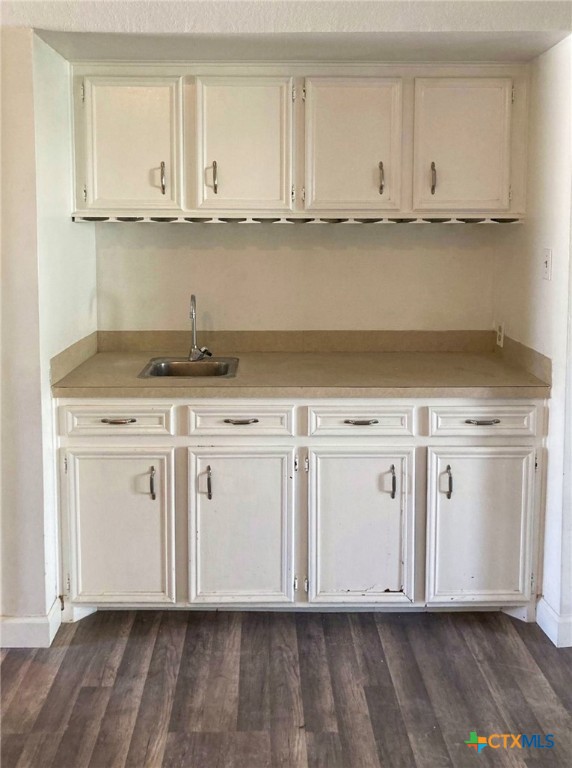 195 Gallagher Drive 18 Property Photo 7