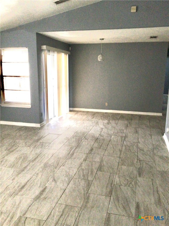 2004 Sherman Drive Property Photo 4