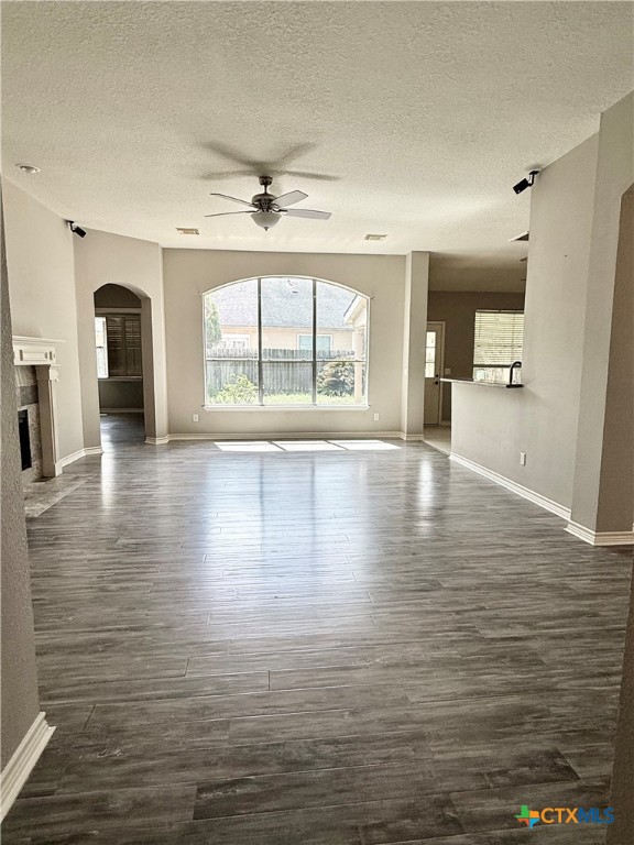 6406 Townsgate Circle Property Photo 3
