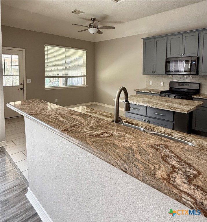 6406 Townsgate Circle Property Photo 8
