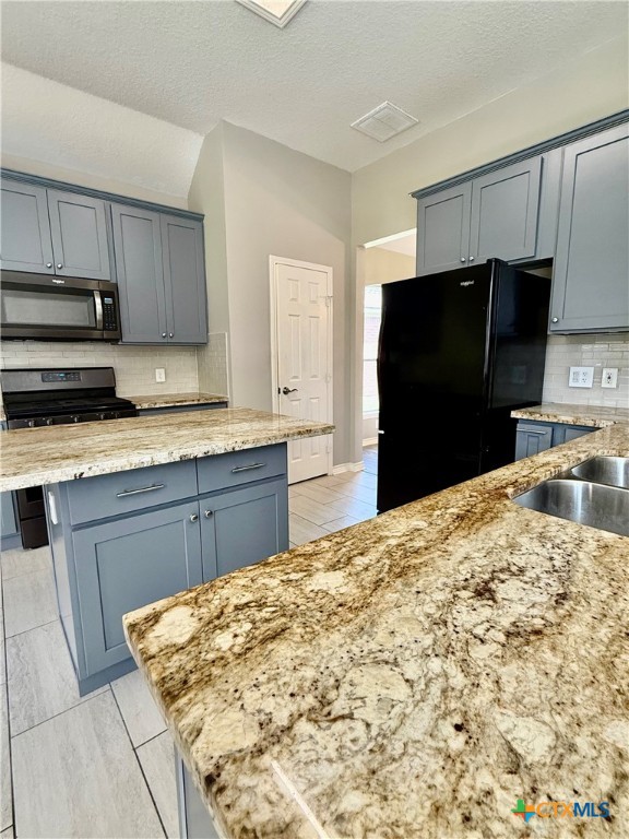 6406 Townsgate Circle Property Photo 10
