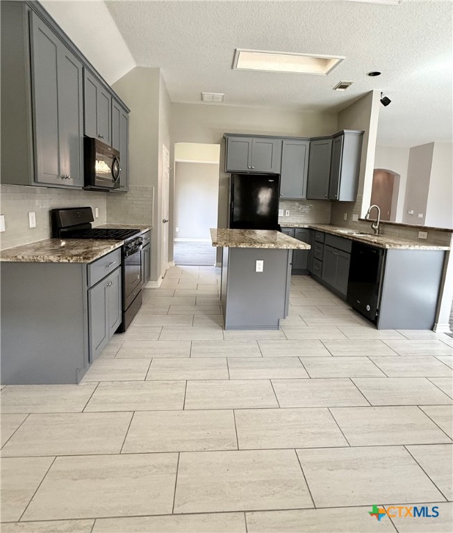 6406 Townsgate Circle Property Photo 12