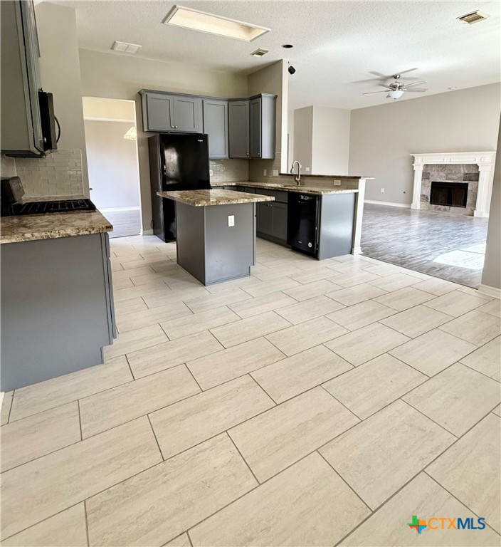 6406 Townsgate Circle Property Photo 14