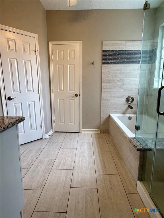 6406 Townsgate Circle Property Photo 29