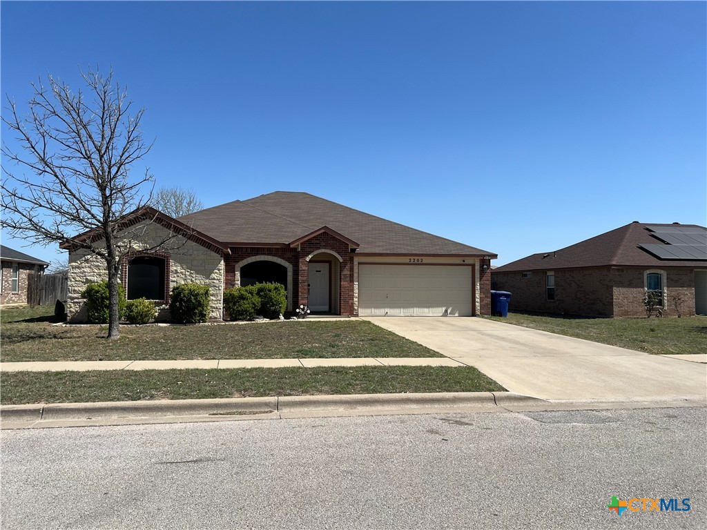 2202 Coy Drive Property Photo