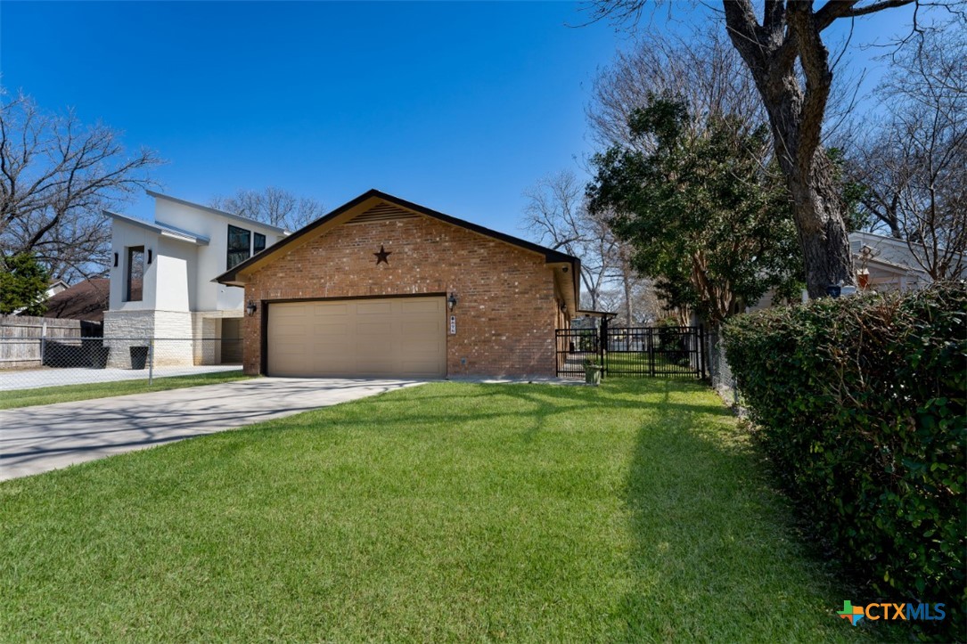 875 Gallagher Road Property Photo 2