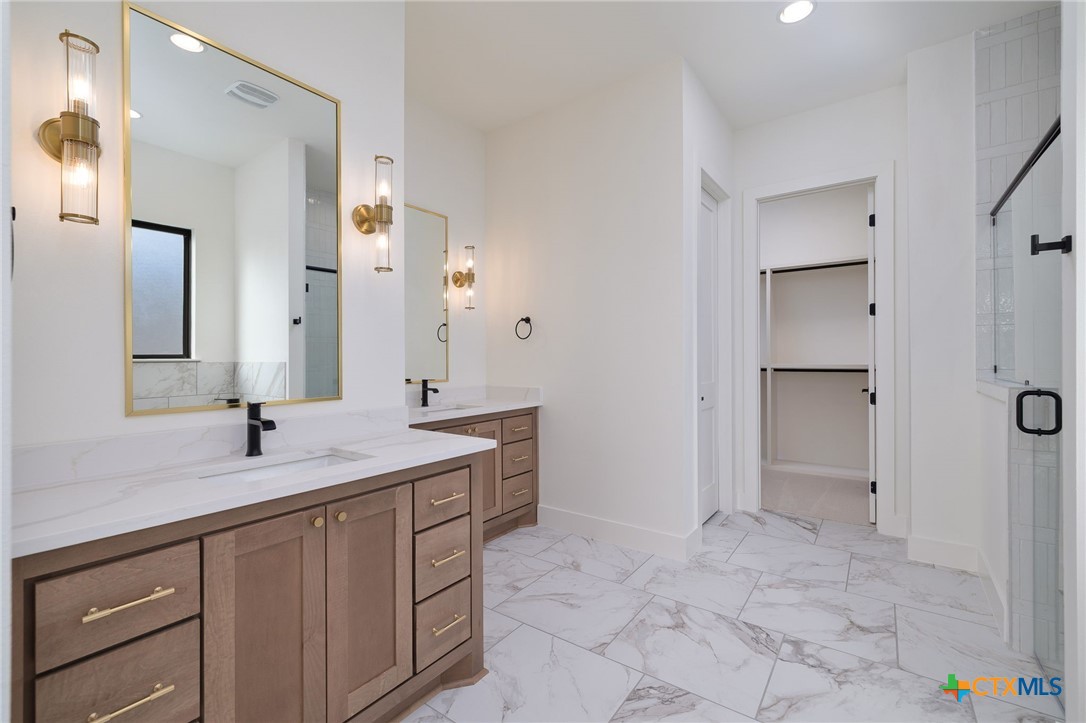 632 Oak Creek Parkway Property Photo 30