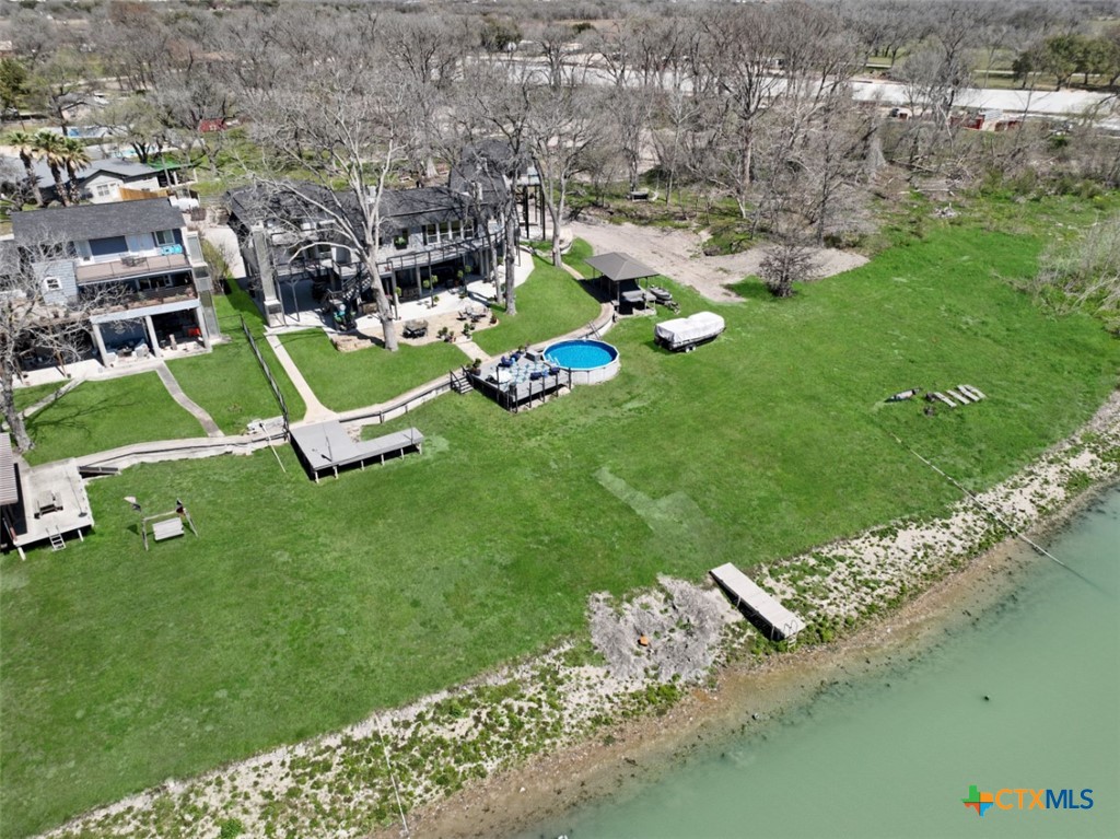 174 Lakeside Drive Property Photo 3